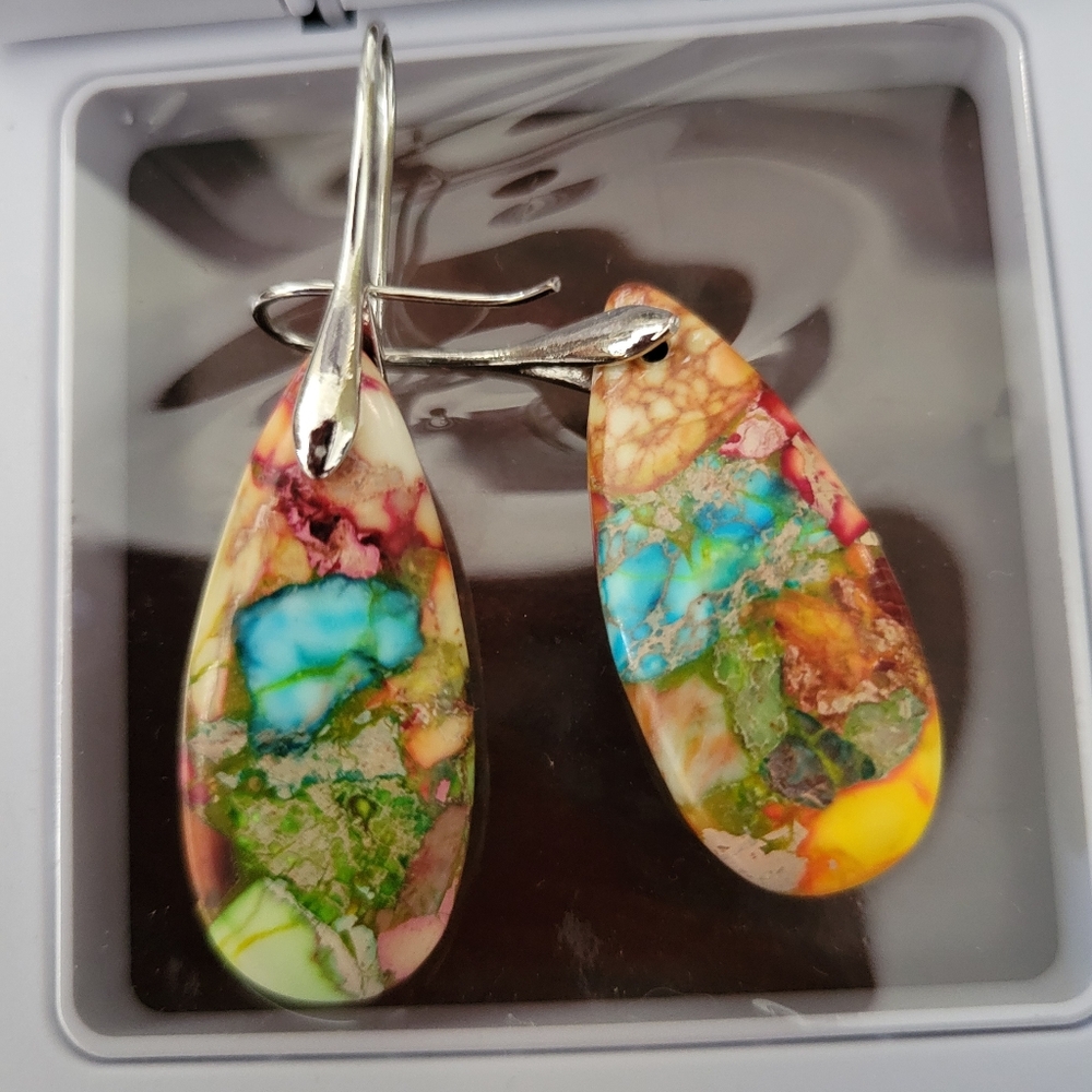 Multi-colored natural stone dangling earrings (pierced)
